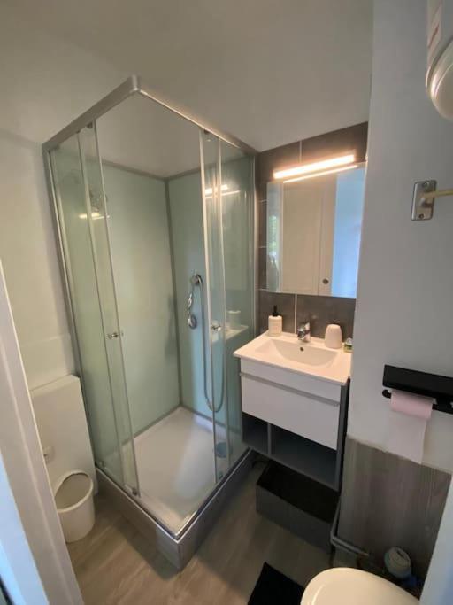 Chez Emy & Tom Apartment Кабур Екстериор снимка