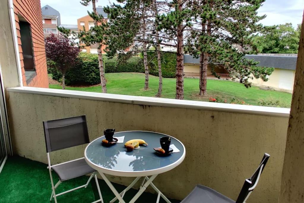 Chez Emy & Tom Apartment Кабур Екстериор снимка